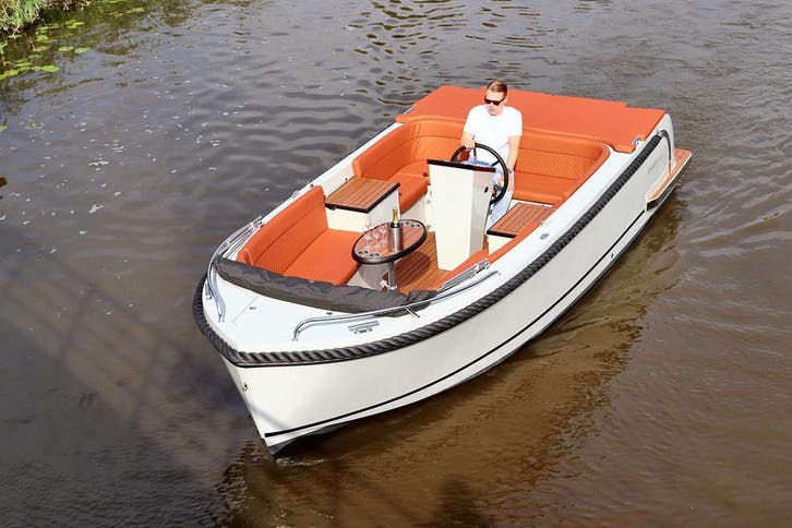 Reitdieper 630 Tender – Comfortabel en compleet uitgerust