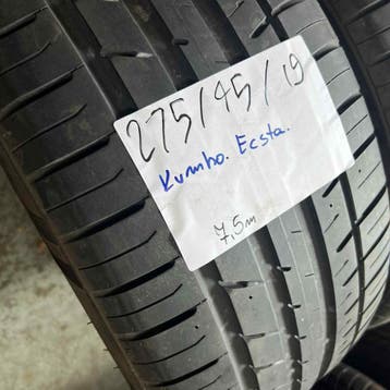 2 x Kumho 275-45-19 Zomerbanden 7,5mm, 19 inch, Gebruikt, 275 mm, Ophalen of Verzenden