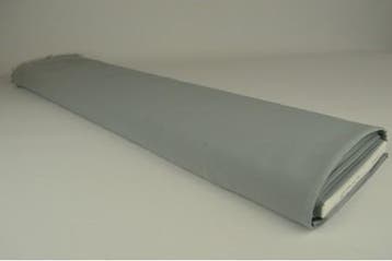 Zilvergrijs chiffon stof  - 15 of 50 meter rol, 120 cm of meer, Ophalen of Verzenden, Polyester, Grijs