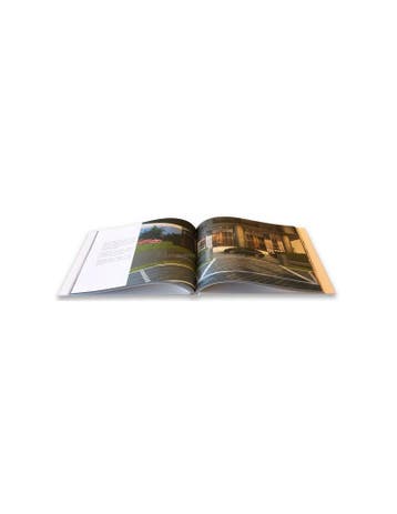 2013 PORSCHE PANAMERA HARDCOVER BROCHURE CHINEES, Nieuw, Porsche, Author