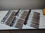 Laguiole Pradel - Tafelservies - Staal, Chroom, Hout -