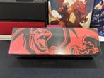 Pokémon - 1 Box - 25th Anniversary Charizard Collector Box -, Hobby en Vrije tijd, Nieuw