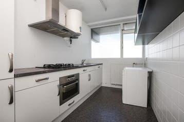 Te Huur 2 Appartement Heiloostraat In Den Haag, Huizen en Kamers, Huizen te huur, Den Haag, Den Haag, Direct bij eigenaar, Appartement