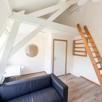 Kamer gevonden in of bij Capelle Aan Den Ijssel, 20 tot 35 m²