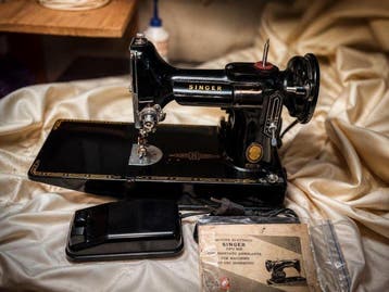 Singer Featherweight 221K Naaimachine - Staal