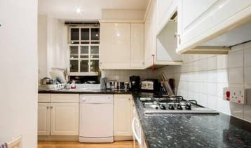Te Huur Studio Kikkenstein In Amsterdam, Huizen en Kamers, 20 tot 35 m², Amsterdam