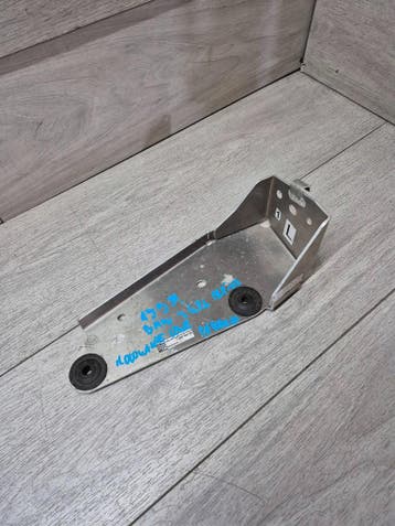BMW 4 G26 ALPINA koelradiator bevestiging links 51647997541, Auto-onderdelen, Verzenden, Gebruikt