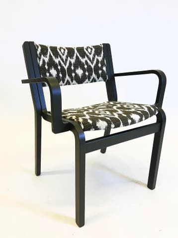 Deens Design Magnus Olesen eetkamerstoel- kelim-stijl, Hout, Overige kleuren, Ophalen of Verzenden, Zo goed als nieuw