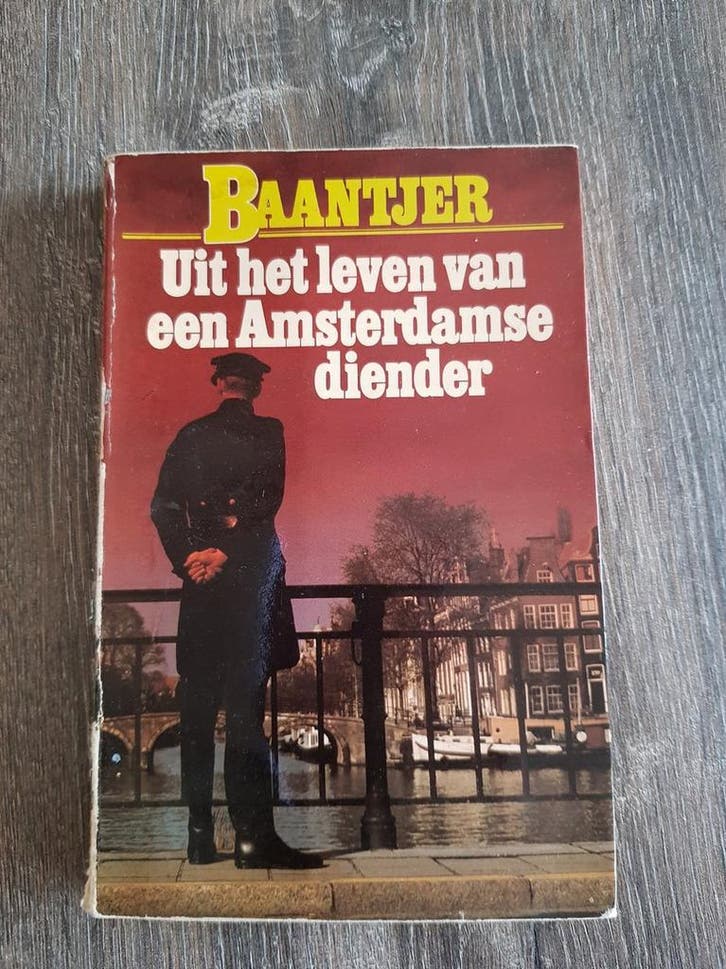 Uit het leven van amsterdamse diender - A.C. Baantjer, Boeken, Thrillers, Zo goed als nieuw, Verzenden