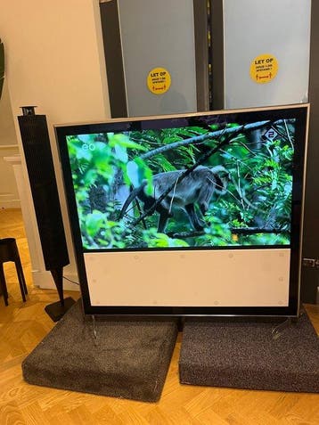 Bang & Olufsen - Flatscreen-tv (4) - Beovision 10-46, Nieuw