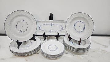 Tafelservies voor 6 (19) - Hortensia - Porselein - Limoges