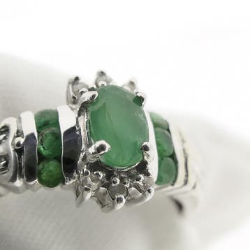 10 karaat ring met smaragd en diamanten; 0,03 ct., Gebruikt, Ophalen of Verzenden, 17 tot 18, Met edelsteen