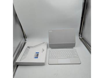 Apple iPad Air - Magic Keyboard - Verlicht toetsenbord met, Verzenden, Zo goed als nieuw, Apple