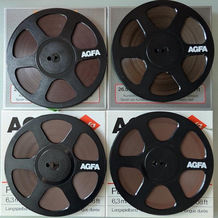 Agfa - 26 cm spoelen met tape - Reel-to-reel audio, Audio, Tv en Foto, Radio's