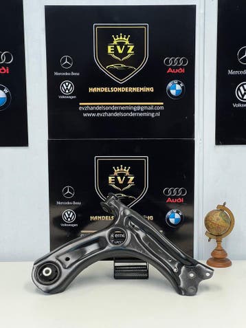 Draagarm rechts voor VW Polo bj.2011 Artnr. 6R0407152F, Auto-onderdelen, Gebruikt, Voor, Volkswagen