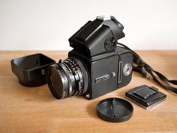 Hasselblad 500C/M black + Carl Zeiss Planar 2,8/80mm T* CF +, Nieuw