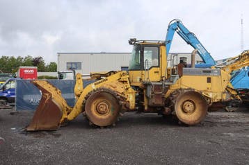 Veiling: Wiellader Komatsu WF450-3D Diesel 194kW 2003, Ophalen, Wiellader of Shovel