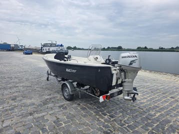 leuke console visboot Honda 30PK, Zo goed als nieuw, 30 tot 50 pk, Ophalen, Viertaktmotor