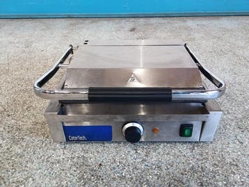 CaterTech Contactgrill - B42,5 x D31 x H19 cm - geribbeld, Gebruikt