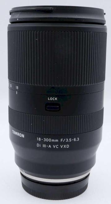 Tamron 18-300mm 3.5-6.3 Di III VC Fuji X OCCASION (649), Ophalen of Verzenden, Zo goed als nieuw