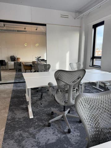 Herman Miller Kantoorinrichting - Scherpe Prijs, Verzenden, Zo goed als nieuw, Grijs, Bureaustoel