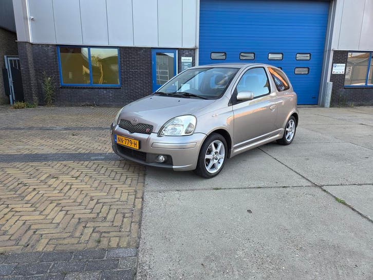 TOYOTA YARIS 1.5 16V VVTI T-SPORT 2003| LM VELGEN| SPORTIEF, Auto's, Toyota, Geïmporteerd, Onderhoudsboekje, Te koop, Handgeschakeld