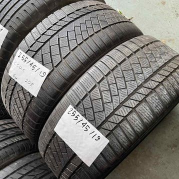2 x Continental ContiVanContact 255-45-19 Winterbanden 6mm, Auto-onderdelen, Banden en Velgen, 19 inch, Gebruikt, 255 mm, Band(en)