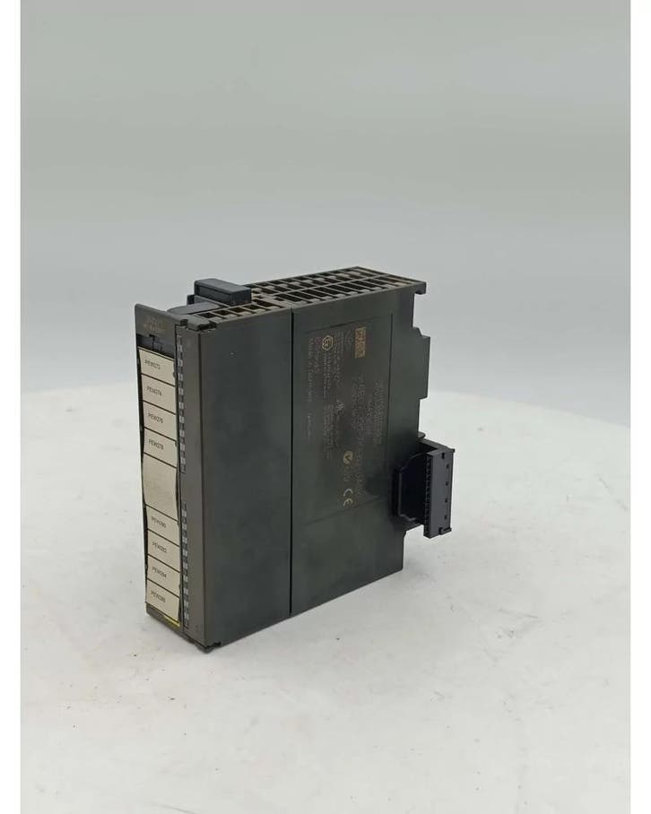 SIEMENS Simatic S7 6ES73331-7KF02-0AB0, Zakelijke goederen, Machines en Bouw | Houtbewerking, Ophalen