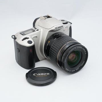 Canon EOS Kiss III + EF 28-80mm F3.5-5.6 II Analoge camera, Nieuw