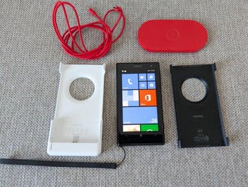 Nokia Lumia 1020 PureView Bundle (OS Identified as Nokia, Nieuw