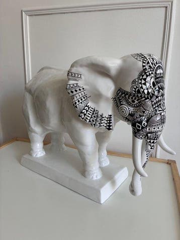 Beeld, BOSS x MEISSEN – Big Five Elephant Display – Rare, Antiek en Kunst