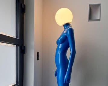 Hans Boodt - Mannequin - Kunstzinnige mannequin/lamp - Hars,