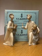 Lladró - Fulgencio Garcia - sculptuur, Boy & Girl - 21 cm -