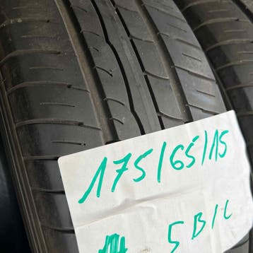 2 x Dunlop 175-65-15 Zomerbanden 5,5mm, Gebruikt, 15 inch, 175 mm, Ophalen of Verzenden