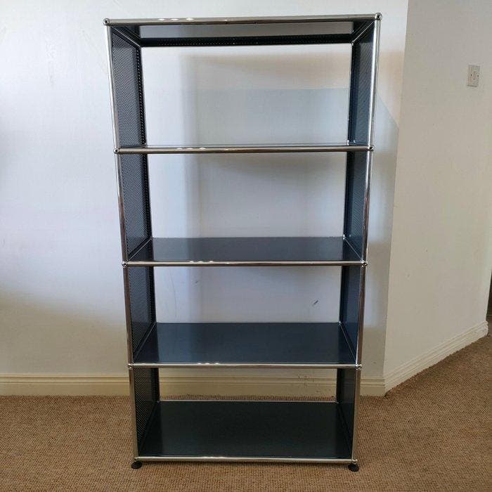 USM Haller - Plank - Aluminium - Op maat gemaakt rek, Antiek en Kunst, Antiek | Meubels | Stoelen en Banken