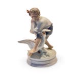 Royal Copenhagen - Beeldje - Ganzenjongen model no. 2139 -