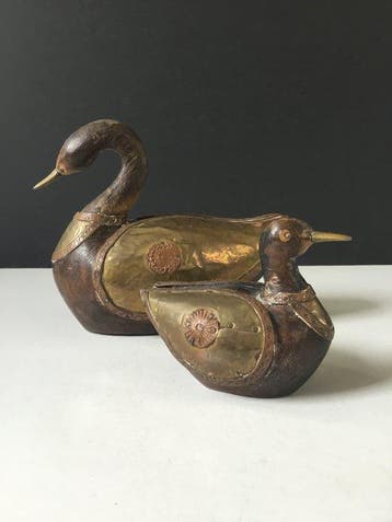 Houtsnijwerk - Beeldje, Elegante Eenden paar - 13 cm -, Antiek en Kunst, Curiosa en Brocante