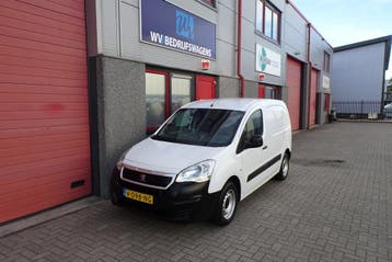 Peugeot Partner 120 1.6 BlueHDi 75 L1 XR airco 124381 km !!, Stof, Gebruikt, Wit, Dealer onderhouden