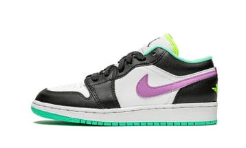 Jordan 1 Low Green Glow Violet Shock (GS), Nieuw