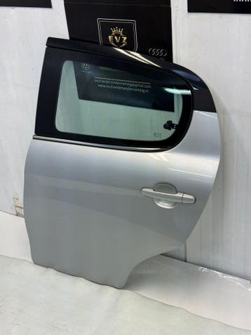 Citroen C1 bj.2016 portier 4-deurs links achter deur grijs, Gebruikt, Links, Citroën, Deur