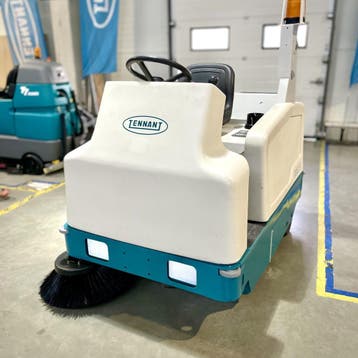 Tennant 6200 Premium Revisie Industriële Veegmachine | 12 mn, Ophalen of Verzenden, Zo goed als nieuw