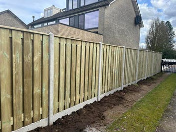 Houtbeton schutting | Grenen 21 planken | €110 per meter!, Tuin en Terras, Schuttingen, Nieuw, Hout, 1 tot 2 meter