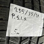 2 x Pirelli Scorpion Ice & Snow 295-35-21 Winterbanden 5mm, Auto-onderdelen, Banden en Velgen, Gebruikt, 295 mm, Band(en), Personenwagen