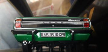 KK-Scale 1:18 - Modelauto - Ford Taunus GLX (1971) -, Nieuw