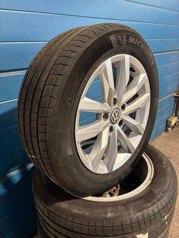 Originele Volkswagen Golf 16 inch zomerset, Ophalen, Gebruikt, 16 inch, 205 mm
