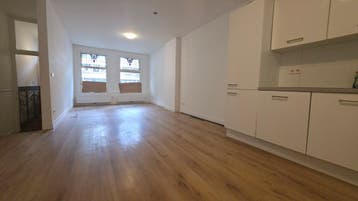 Te huur: Appartement Mathenesserweg in Rotterdam, Huizen en Kamers, Appartement, Rotterdam, Zuid-Holland