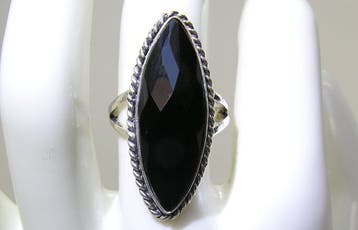 Onyx ring - Hoogte: 24.1 mm - Breedte: 19.5 mm- 4.7 g - (1)