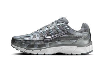 Nike P-6000 Metallic Cool Grey, Kleding | Heren, Nieuw