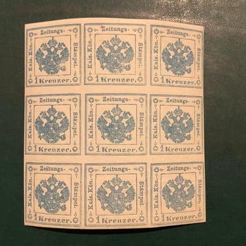 Oostenrijk 1859 - Krantenzegel : 1 Kreuzer in blok van 9 -, Gestempeld