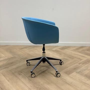 Design stoel, Segis op wielen, zithoogte instelbaar,  blauw, Ophalen of Verzenden, Gebruikt, Stof, Eén